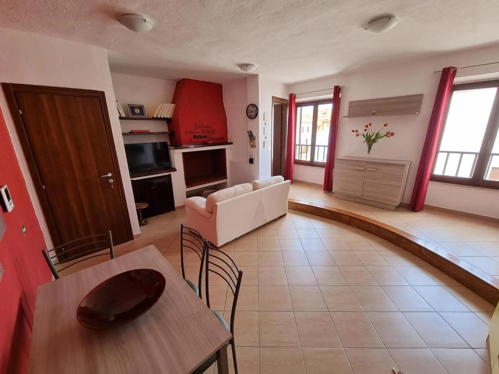 Casa Santa Lucia — Ingresso dell'appartamento