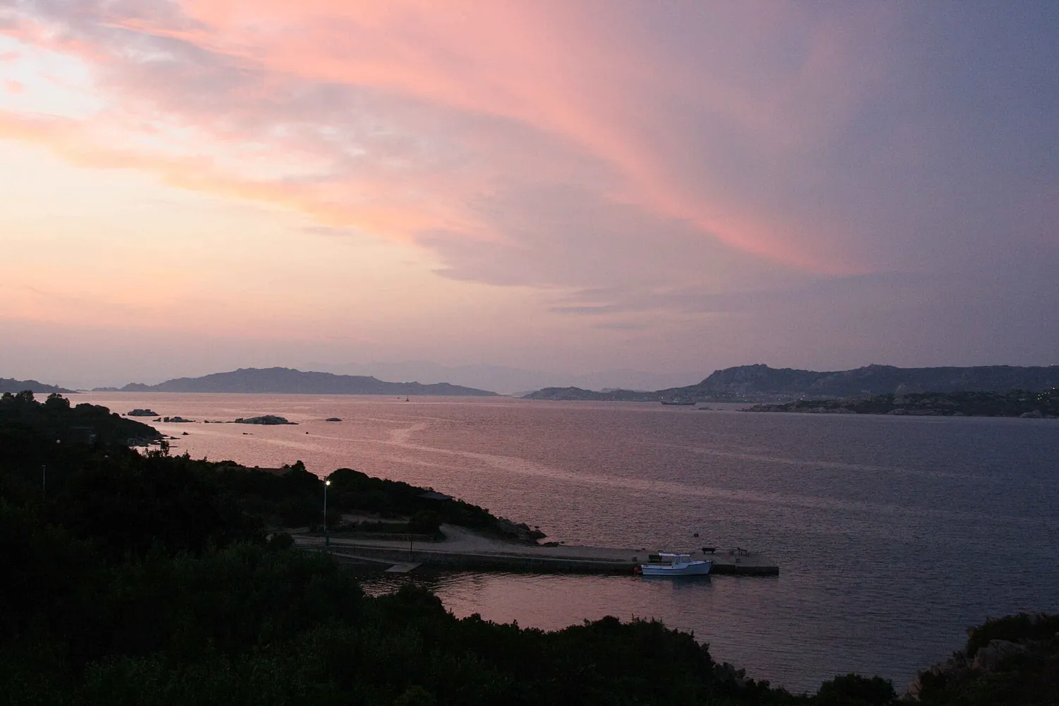 Bilocale Conti — Tre case vacanza nel centro di Santa Teresa Gallura,  (Sardegna)